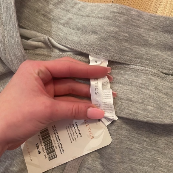 Fabletics!! Brand new - Picture 3 of 4